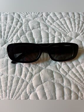 Urban Outfitters Black Rectangular Sunglasses!